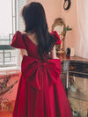 Robe de fiançailles rouge vin d&#39;hiver en satin pour princesse française quotidienne